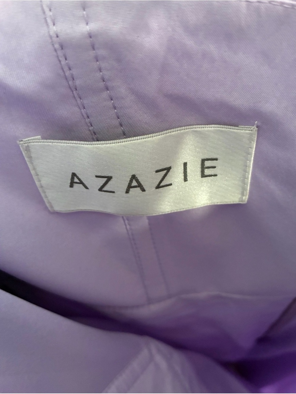 Azazie One Shoulder Formal
Gown / Bridesmaid Dress Lilac
Chiffon Maxi Size 4 - Picture 5 of 5